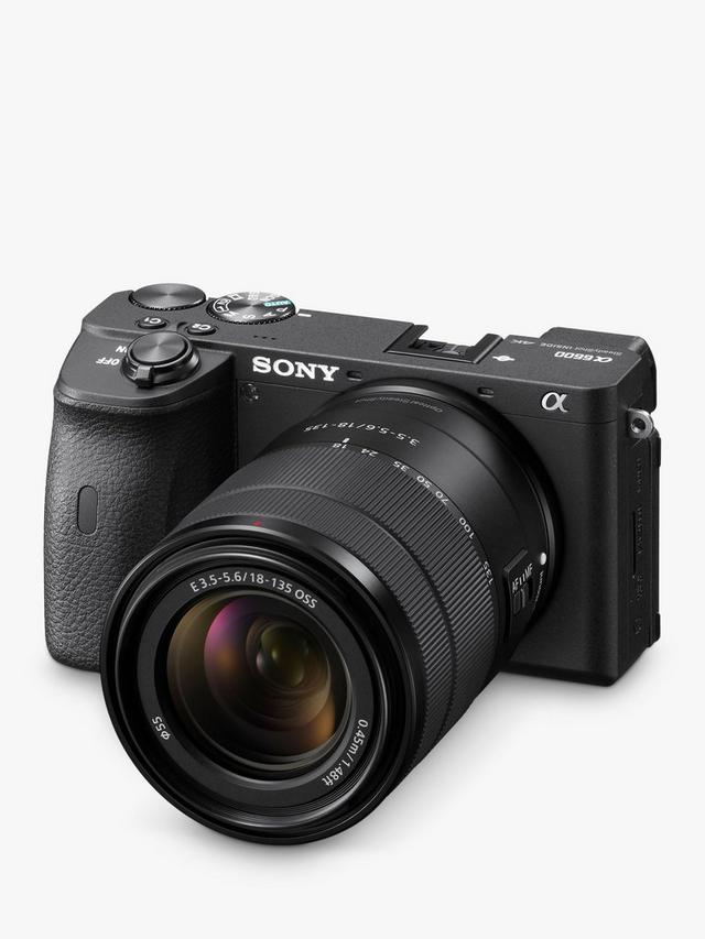 Sony - A6600 Compact System Camera with 18-135mm OSS Lens, 4K Ultra HD, 24.2MP, OLED Viewfinder, Wi-Fi, Bluetooth, NFC, 3" Tilting Touch Screen, Black - Image 2